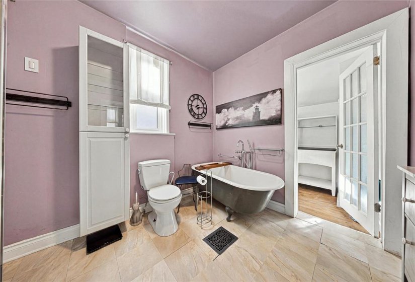 664 Banning, 4 Bedroom Bedrooms, 14 Room Rooms,1 BathroomBathrooms,Residential,For Sale,Banning,0