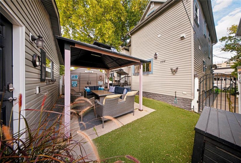 664 Banning, 4 Bedroom Bedrooms, 14 Room Rooms,1 BathroomBathrooms,Residential,For Sale,Banning,0