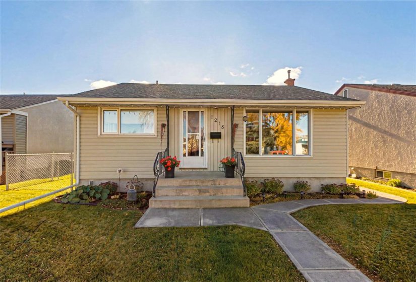 1218 Church, 3 Bedroom Bedrooms, 7 Room Rooms,1 BathroomBathrooms,Residential,For Sale,Church,0