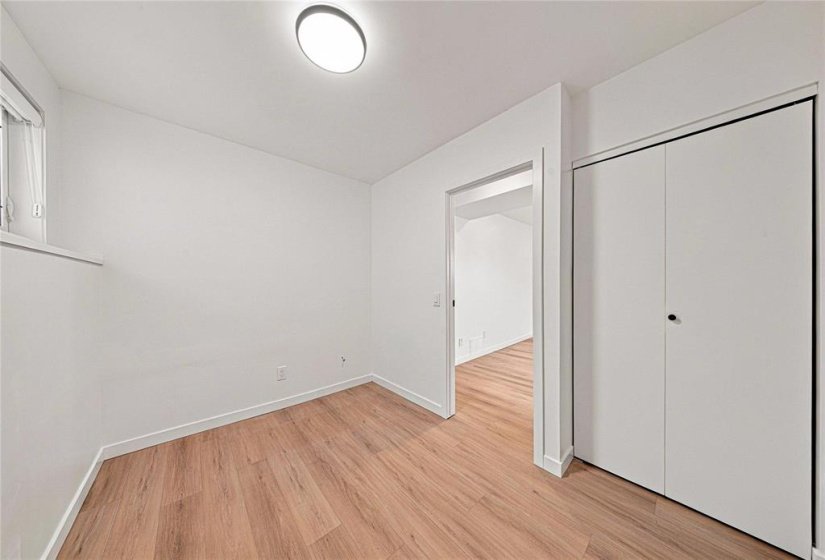 417 Burland, 4 Bedroom Bedrooms, 13 Room Rooms,2 BathroomBathrooms,Residential,For Sale,Burland,0