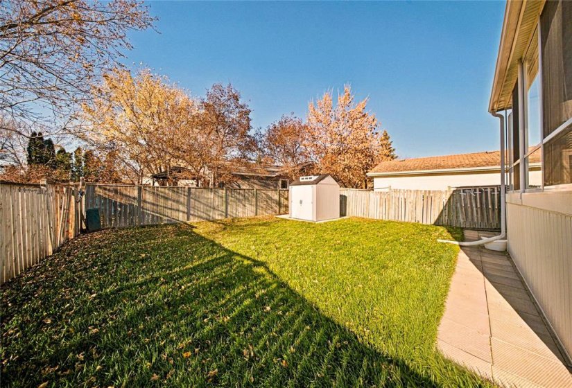 417 Burland, 4 Bedroom Bedrooms, 13 Room Rooms,2 BathroomBathrooms,Residential,For Sale,Burland,0