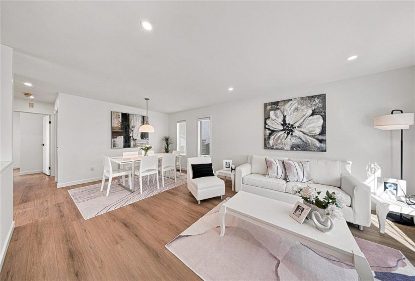 417 Burland, 4 Bedroom Bedrooms, 13 Room Rooms,2 BathroomBathrooms,Residential,For Sale,Burland,0