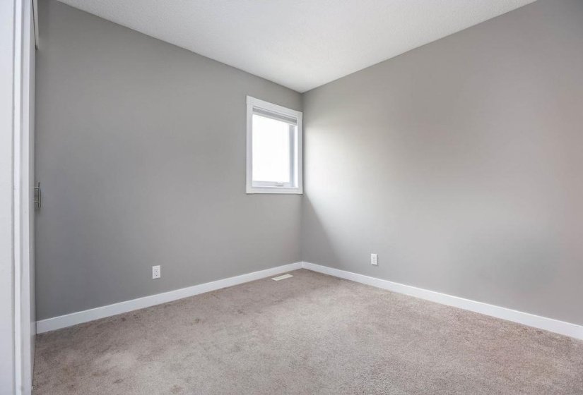 169 Southglen, 3 Bedroom Bedrooms, 13 Room Rooms,2 BathroomBathrooms,Residential,For Sale,Southglen,0