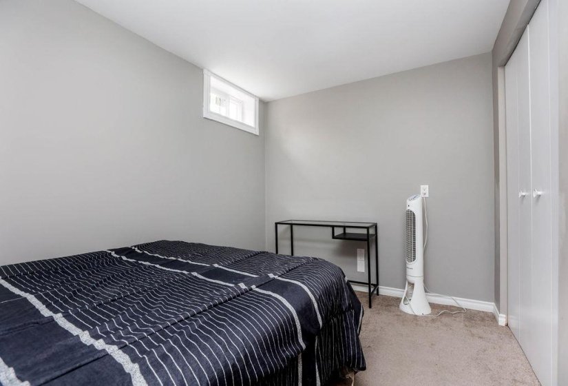 169 Southglen, 3 Bedroom Bedrooms, 13 Room Rooms,2 BathroomBathrooms,Residential,For Sale,Southglen,0