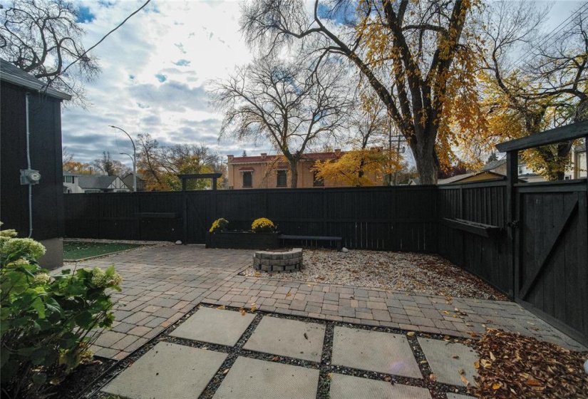 403 Niagara, 2 Bedroom Bedrooms, 9 Room Rooms,1 BathroomBathrooms,Residential,For Sale,Niagara,0