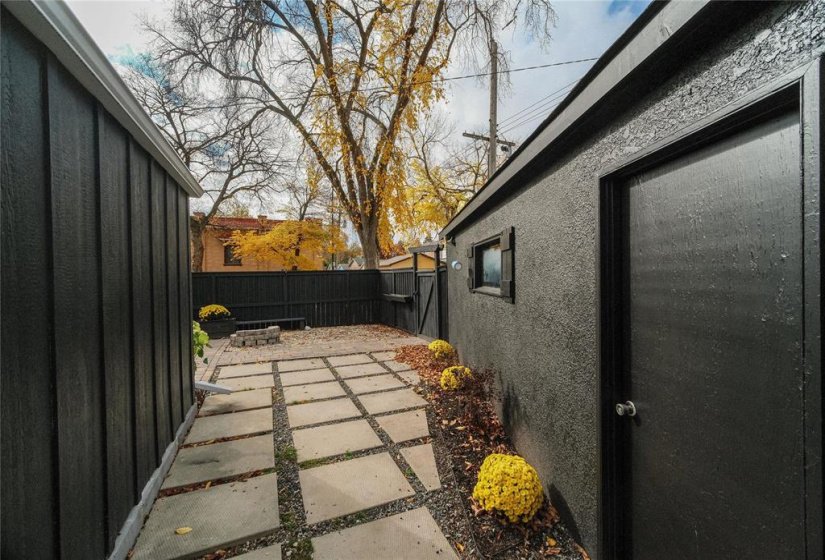 403 Niagara, 2 Bedroom Bedrooms, 9 Room Rooms,1 BathroomBathrooms,Residential,For Sale,Niagara,0