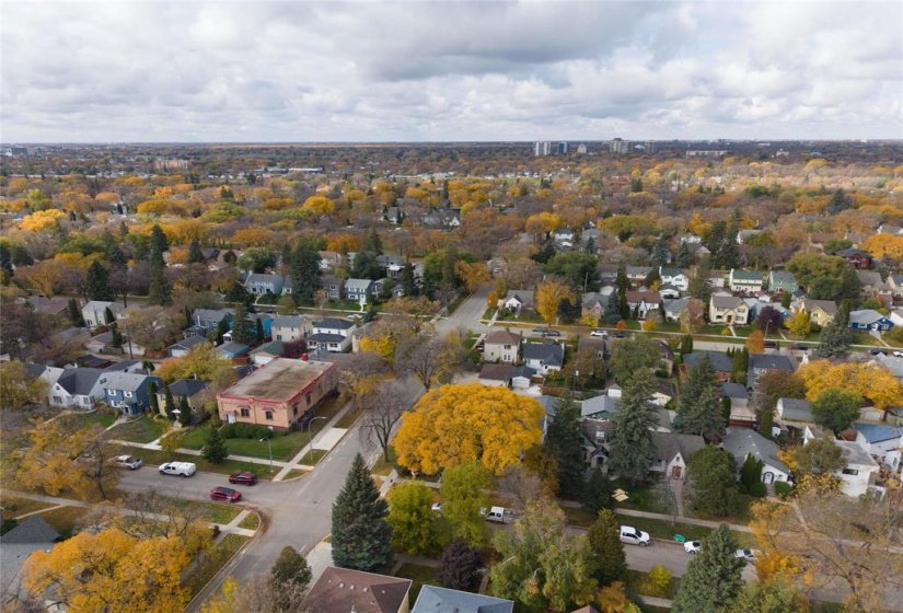 403 Niagara, 2 Bedroom Bedrooms, 9 Room Rooms,1 BathroomBathrooms,Residential,For Sale,Niagara,0