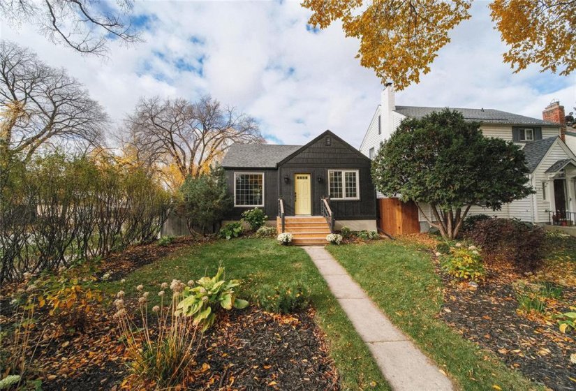 403 Niagara, 2 Bedroom Bedrooms, 9 Room Rooms,1 BathroomBathrooms,Residential,For Sale,Niagara,0