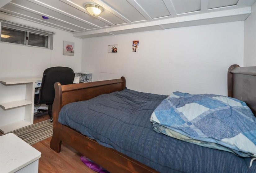 105 Barkman, 3 Bedroom Bedrooms, 10 Room Rooms,1 BathroomBathrooms,Residential,For Sale,Barkman,0