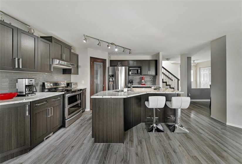 2 Kowalsky, 4 Bedroom Bedrooms, 14 Room Rooms,3 BathroomBathrooms,Residential,For Sale,Kowalsky,0
