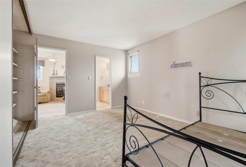 166 Rose Hill, 3 Bedroom Bedrooms, 8 Room Rooms,2 BathroomBathrooms,Residential,For Sale,Rose Hill,0