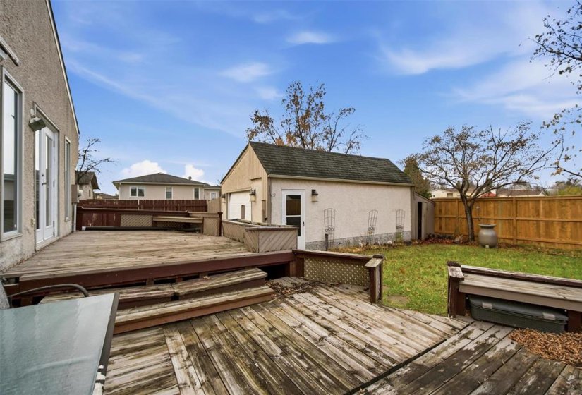 166 Rose Hill, 3 Bedroom Bedrooms, 8 Room Rooms,2 BathroomBathrooms,Residential,For Sale,Rose Hill,0