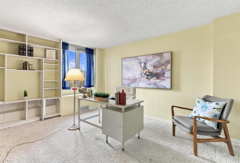 188 Roslyn, 2 Bedroom Bedrooms, 6 Room Rooms,1 BathroomBathrooms,Condominium,For Sale,Roslyn,0