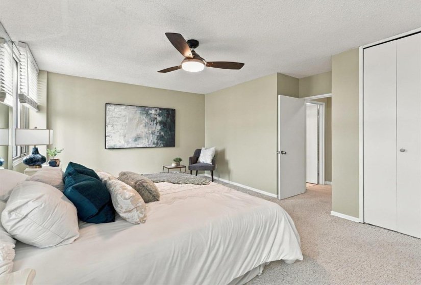 188 Roslyn, 2 Bedroom Bedrooms, 6 Room Rooms,1 BathroomBathrooms,Condominium,For Sale,Roslyn,0